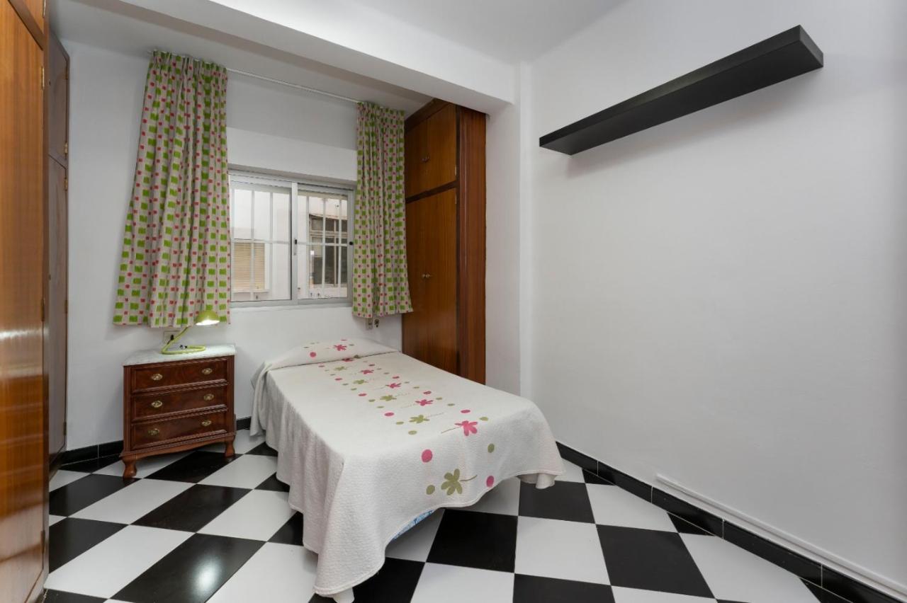 Malaga Downtown And Beach Apartment Экстерьер фото